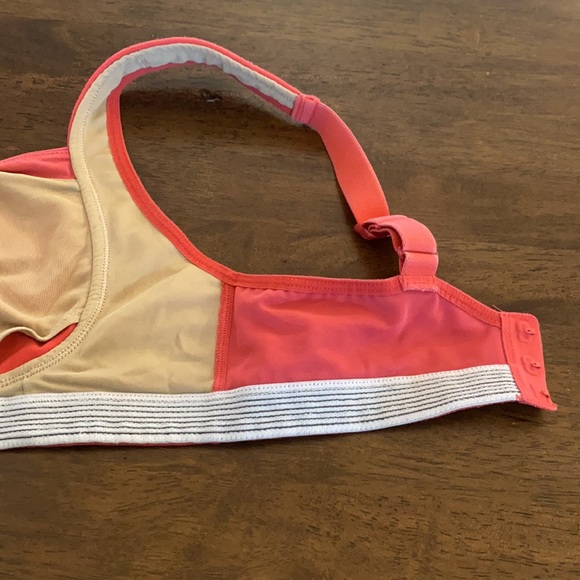 Lululemon athletic sports bra - Picture 8 of 11
